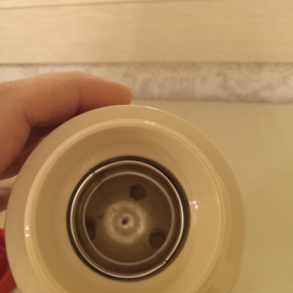 Vintage Metal Floral THERMOS - Picture 5 of 5